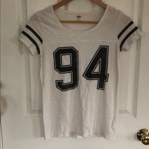 Old Navy T Shirt